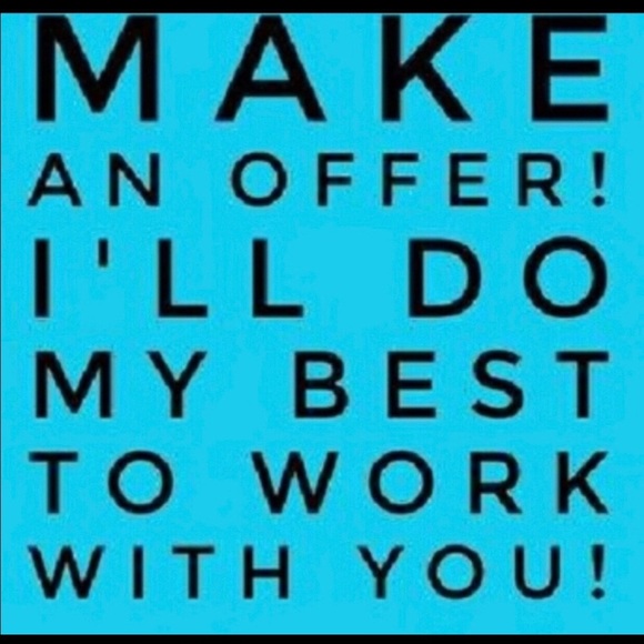 POSHMARK AMBASSADOR, fast shipper! - Picture 1 of 1